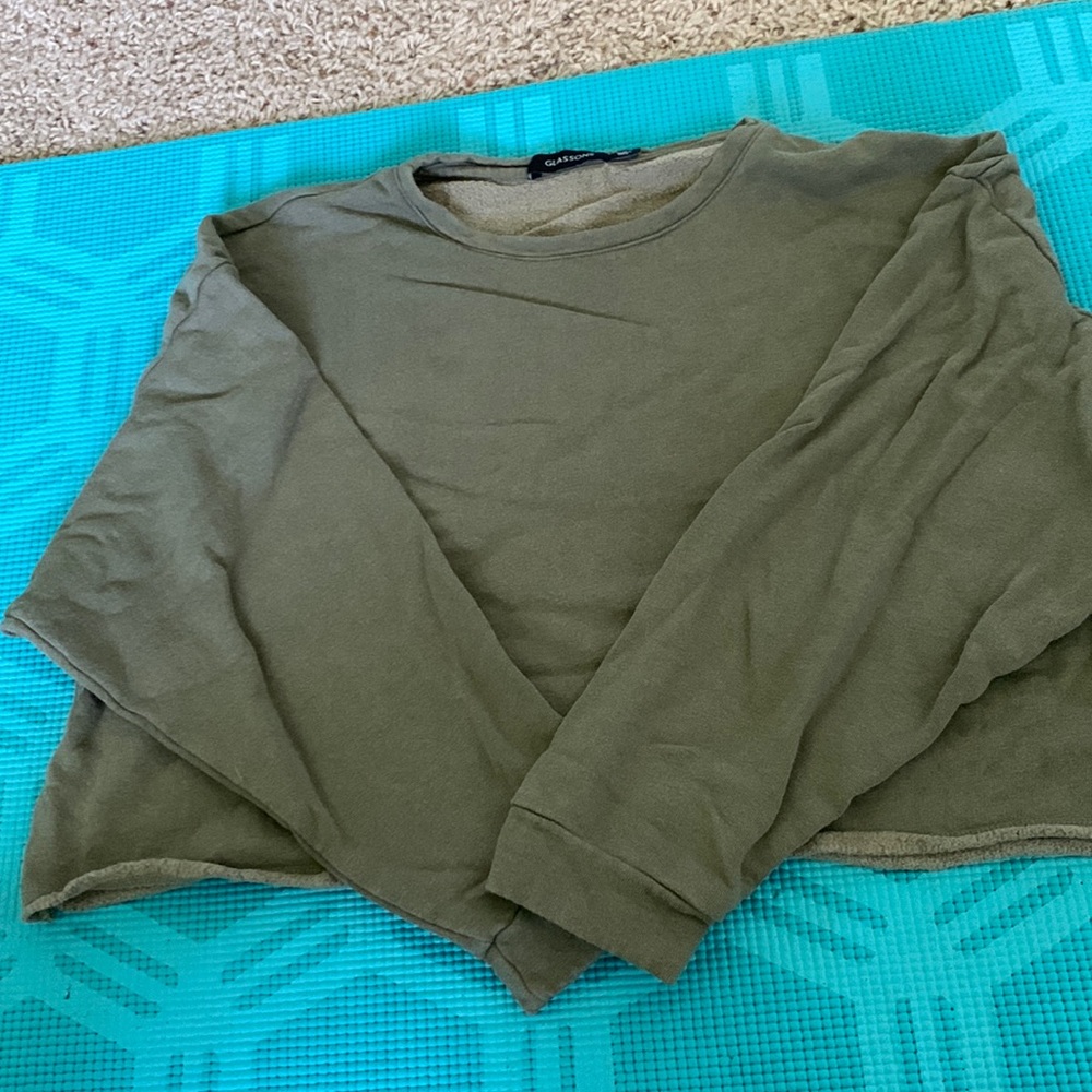 Glassons green cropped shirt